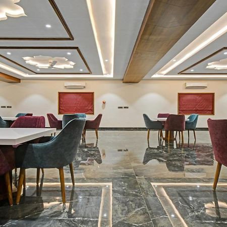 Treebo Z Hotel Bhīlwāra Екстериор снимка