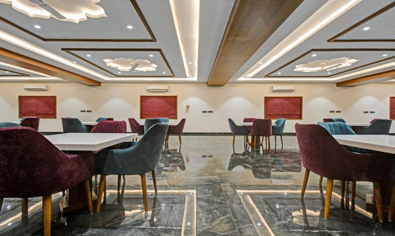 Treebo Z Hotel Bhīlwāra Екстериор снимка